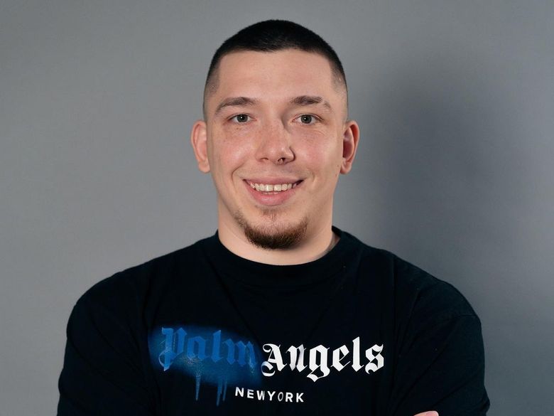 Mihai Zmărăndescu este unul dintre cei mai apreciați tineri luptători de MMA, de la noi din țară cine este mihai zmarandescu