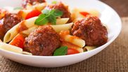 reteta de paste cu chiftelute marinate