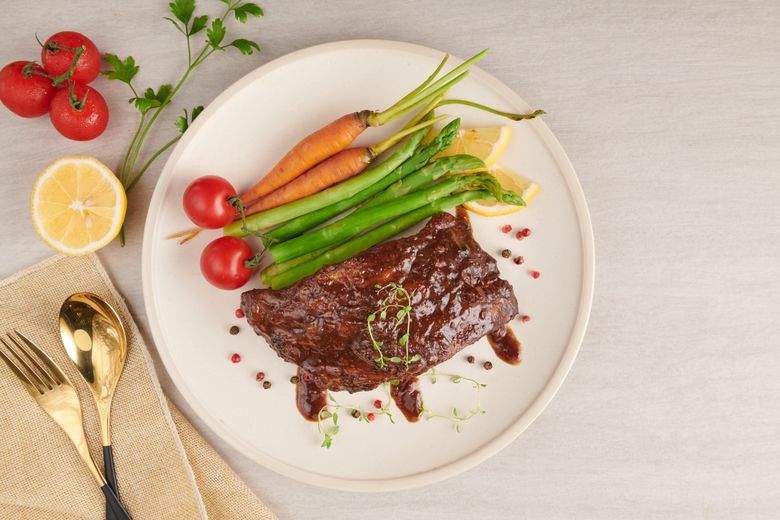 Rețetă de Coaste de porc fragede cu sos barbecue