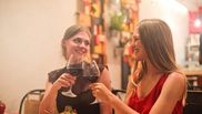 Cum pot face femeile alegeri sănătoase atunci când merg la restaurant