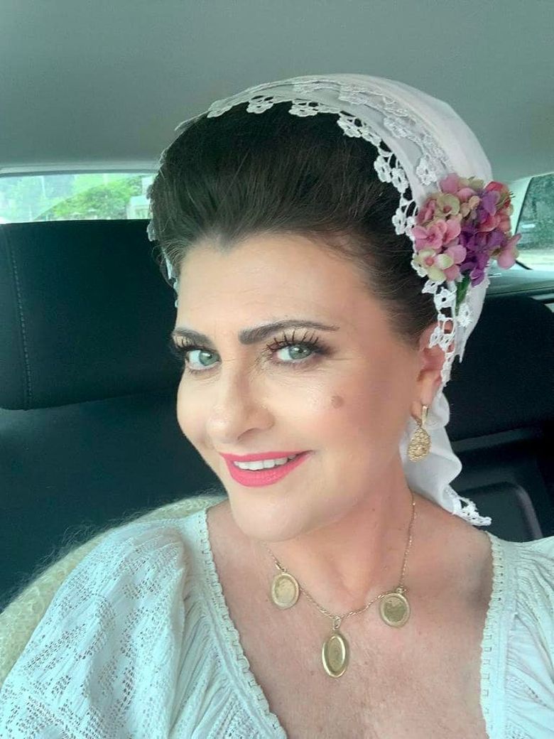 Cine este Steliana Sima. „Am fost o luptătoare de când mă știu, fac parte din categoria oamenilor care nu lasă pe mâine ce pot să facă azi." Cine este Steliana Sima. „Am fost o luptătoare de când mă știu, fac parte din categoria oamenilor care nu lasă pe mâine ce pot să facă azi."