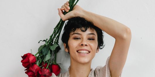 You can buy yourself flowers! 5 cadouri pe care ți le poți face singură