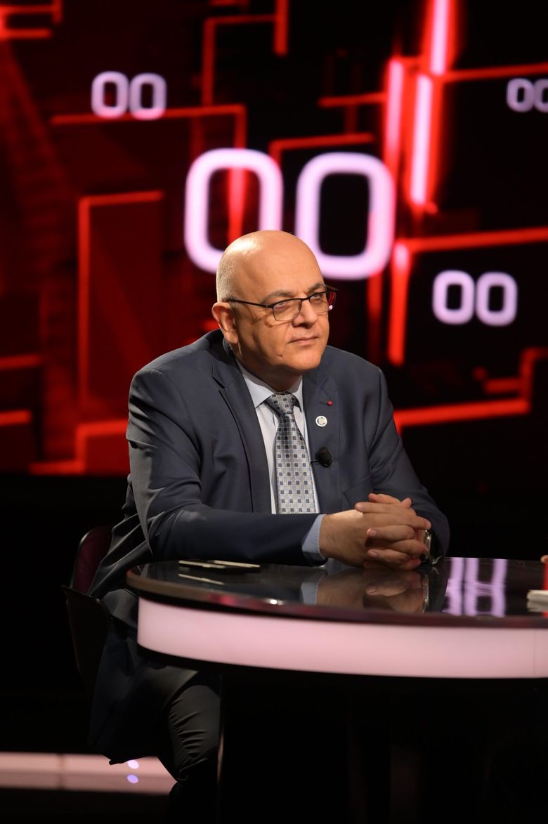 Raed Arafat, invitatul ediției de duminică, la “40 de întrebări cu Denise Rifai” Raed Arafat, invitatul ediției de duminică, la “40 de întrebări cu Denise Rifai”