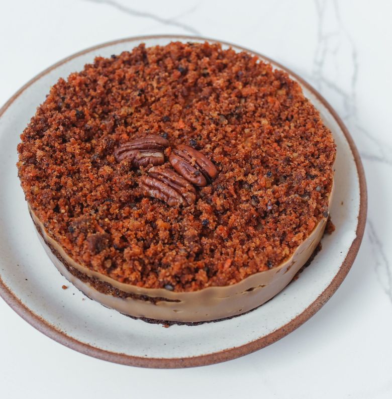 Rețetă de Tort cu nuci pecan și cremă de cafea, perfect pentru o ocazie specială reteta de tort cu nuci pecan si crema de cafea