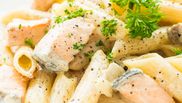 paste carbonara cu somon