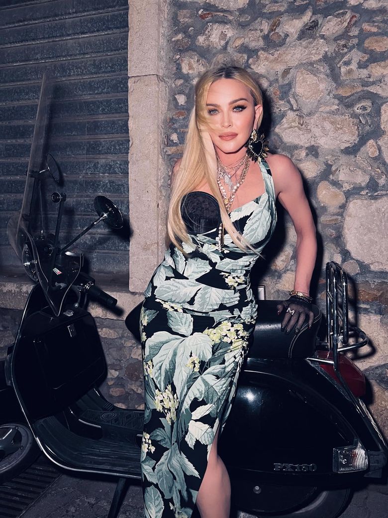cine este madonna