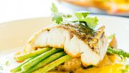 file de pangasius la cuptor cu cartofi