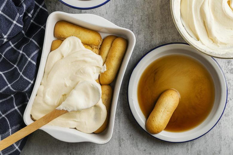 Cu ce se însiropează pișcoturile. Ghidul complet pentru a obține un desert delicios!