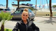 Ce a făcut Anamaria Prodan de parastasul mamei sale