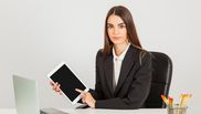 Salariatele cu venituri mari ar putea fi impozitate suplimentar