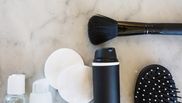 Cum se curăță pensulele de machiaj