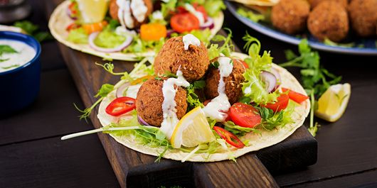 Cele mai sănătoase rețete vegane pe care să le încerci în 2023