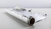 Cum pot gospodinele să desfacă folia de aluminiu, fără să se rupă