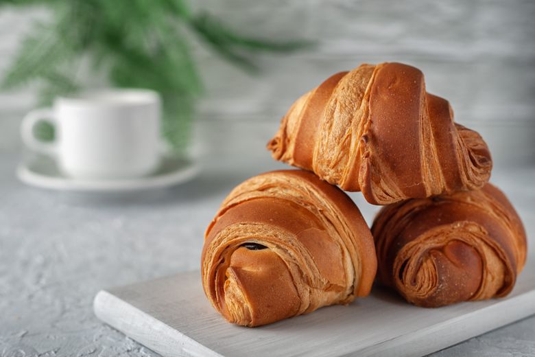 Croissante cu cacao bucataria frantuzeasca