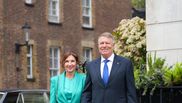 Klaus Iohannis și Carmen Iohannis la încoronarea regelui Charles al III-lea
