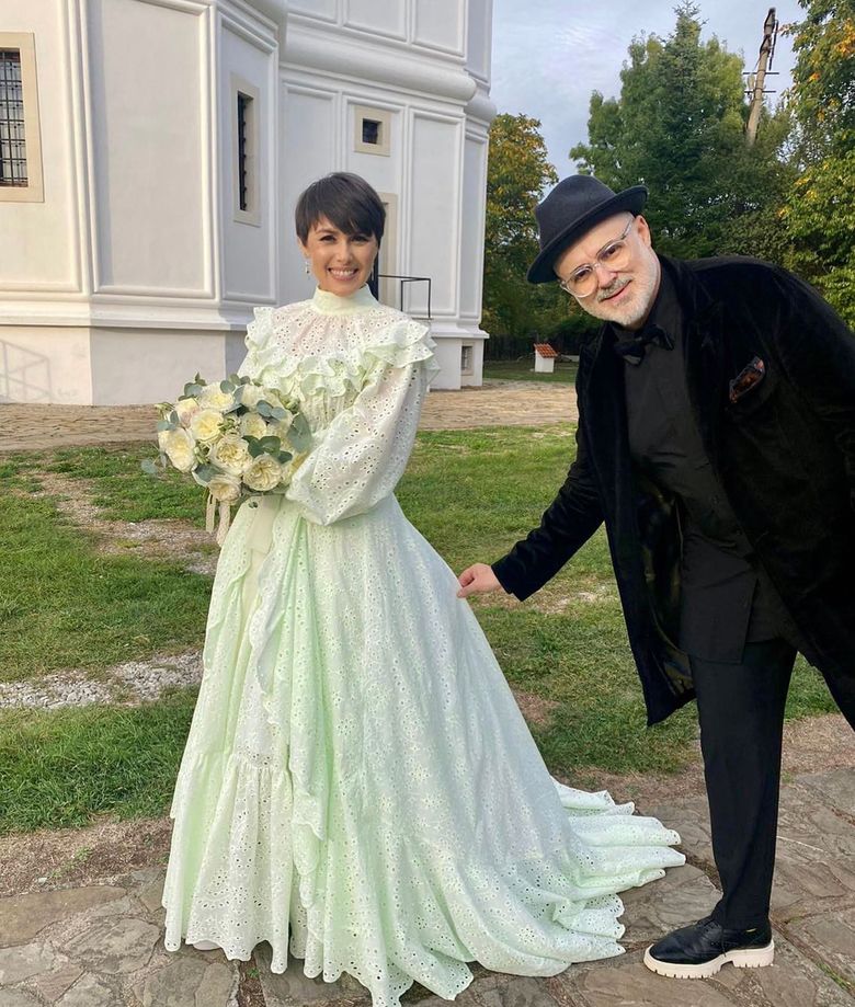 Cine este soția lui Adrian Oianu