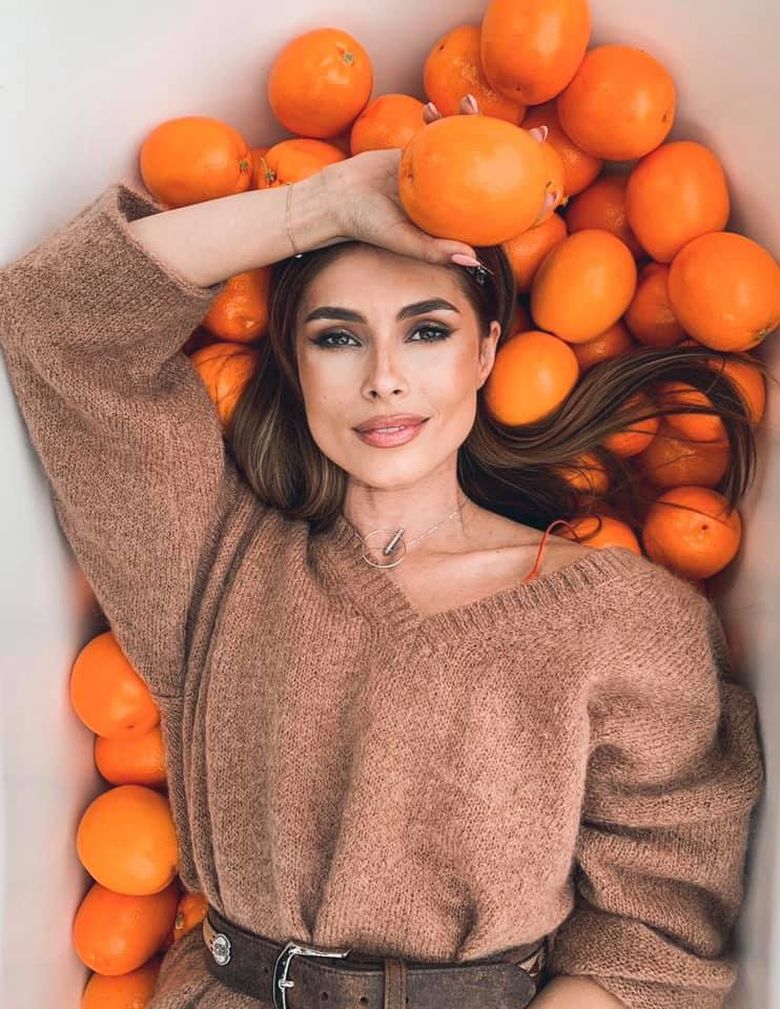sanziana negru studii