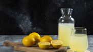 Cele mai bune metode pentru a decolora părul acasă, fără să-l arzi