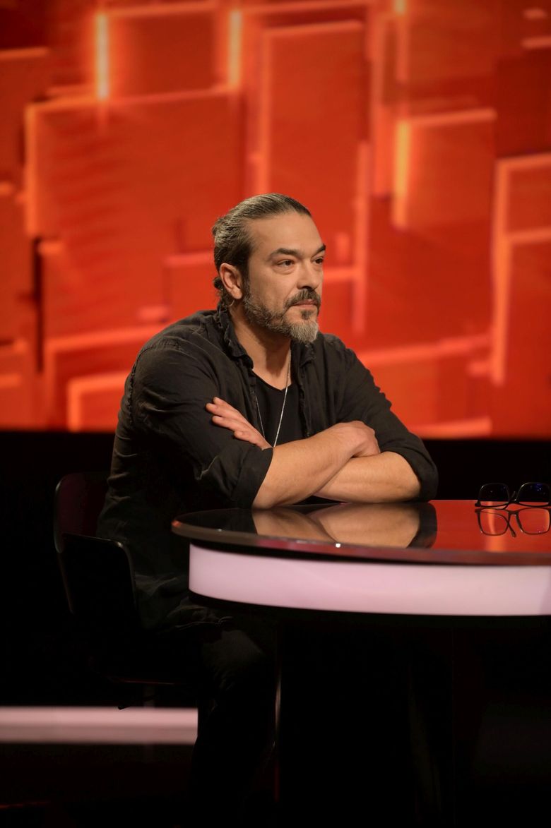 Adrian Despot, solistul trupei „Vița de Vie”, invitat duminică la ”40 de întrebări cu Denise Rifai”