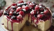 cheesecake cu fructe de padure si ciocolata