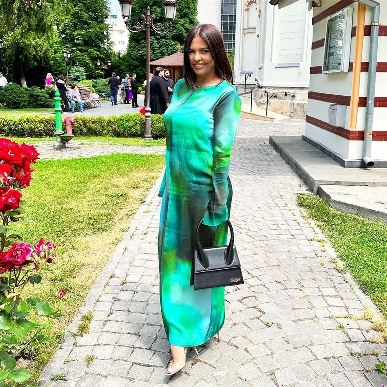 Cine este Andreea Popescu