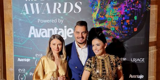 Andreea Mantea, prezentatoarea “Casa iubirii”, Ilinca Vandici, amfitrioana “Bravo, ai stil!”, și Cristina Sava, Director de Marketing și Comunicare Dogan Media Internațional, printre femeile de succes premiate aseară la Gala “The Face Awards by Avantaje”