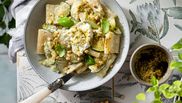 paste cu pesto si rosii