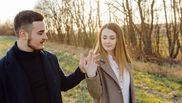 4 lucruri pe care le vei observa dacă te iubește
