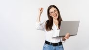Veste bună pentru angajatele din România! Când va crește valoarea tichetelor de masă
