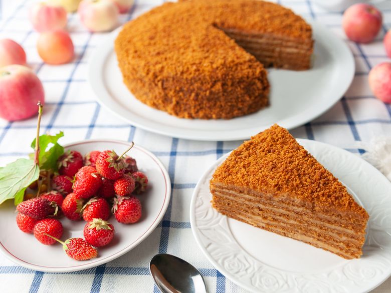Tort cu foi cu miere retete pentru desert