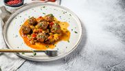 chiftele cu legume si carne la cuptor
