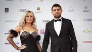  Laura Cosoi, detalii neștiute despre începutul relației sale cu Cosmin Curticăpan!