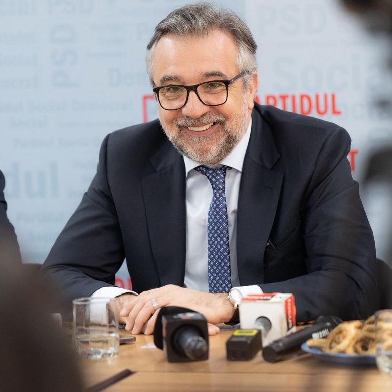 Cine este Lucian Romașcanu. 