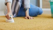 Ce ingrediente trebuie să folosească gospodinele pentru a curăța covoarele! Soluția eficientă care îți face covoarele ca noi