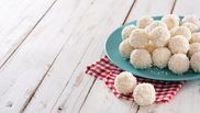 bomboane raffaello recipe