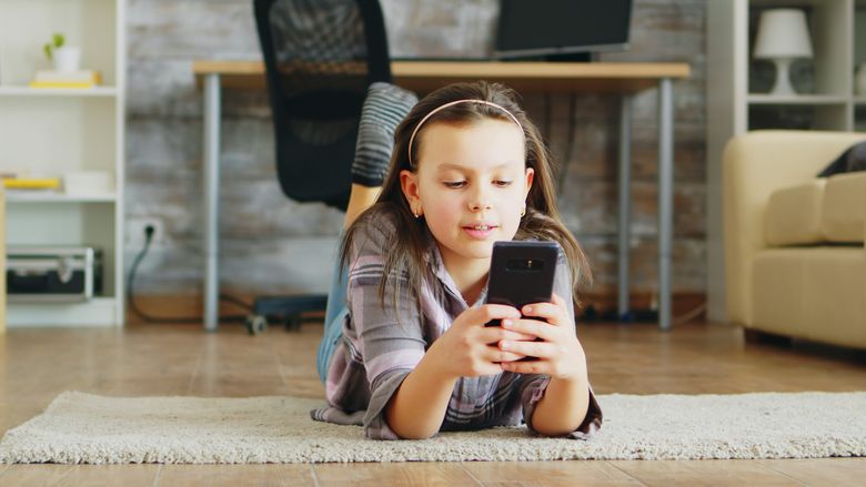 aplicatie urmarire telefon copil gratuit