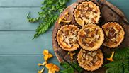 tarte cu branza si ciuperci