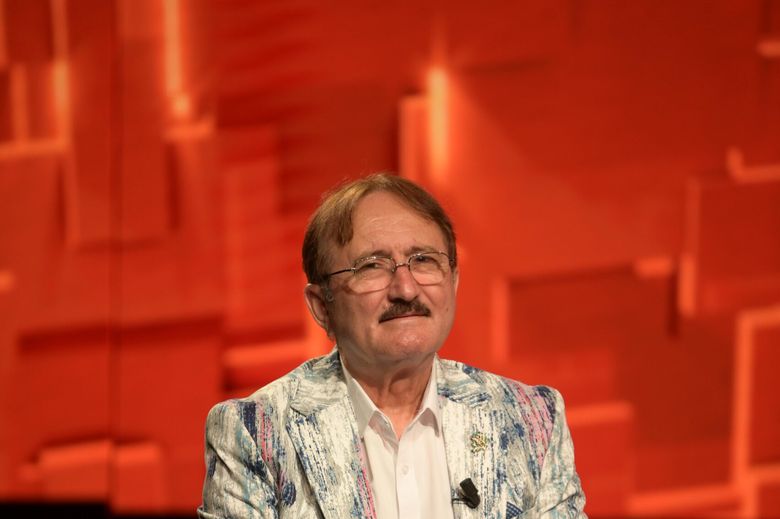 Cornel Palade, la “40 de întrebări cu Denise Rifai”, în această duminică, la Kanal D Cornel Palade, la “40 de întrebări cu Denise Rifai”, în această duminică, la Kanal D
