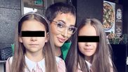 Dana Roba și fiica sa, dialog neașteptat în mediul online. Cum își educă bruneta fetele?
