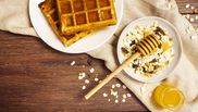 Ingredientele de care ai nevoie pentru o mască naturală destinată tenului! Trucul de care femeile au nevoie, pentru ca machiajul să nu mai aibă un aspect rigid