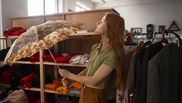 5 lucruri frumoase pe care le poți găsi în magazine second hand