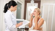 Sănătate și frumusețe. Importanța consultului dermatologic după perioada verii