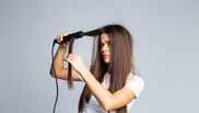 Păr perfect și sănătos. 10 sfaturi esențiale pentru utilizarea corectă a plăcii de păr