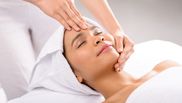 Masajul facial, cheia pentru un ten perfect și o înfrumusețare naturală