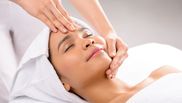 Masajul facial, cheia pentru un ten perfect și o înfrumusețare naturală
