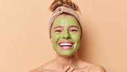 Mască de pătrunjel pentru ten. Trucul prin care femeile își pot recupera tonusul facial
