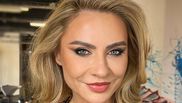 Adina Buzatu, trucuri utile de împachetat cămășile în bagaj