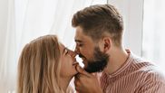 Cum să-ți redescoperi legătura cu soțul tău și să reînfloriți flacăra dragostei