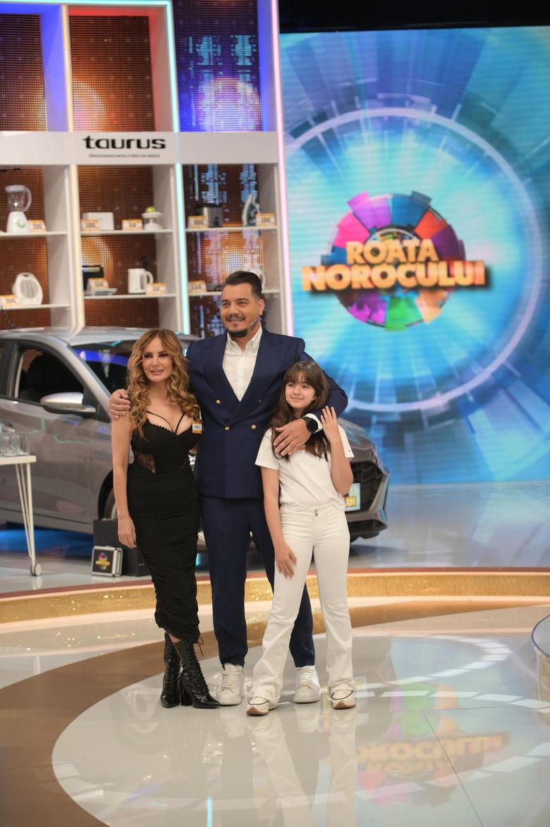 Daniela Gyorfi și fiica sa, Maria, vor învârti ”Roata Norocului” în această duminică, la Kanal D!  Adriana Nicoleanu ​ PR ​ Daniela Gyorfi și fiica sa, Maria, vor învârti ”Roata Norocului” în această duminică, la Kanal D!  Bursucu și Ana, la “lecţia de ge