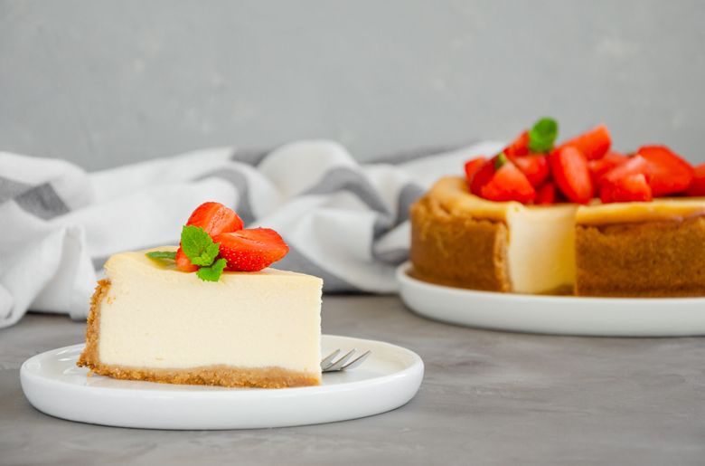 Cheesecake New York cu căpșune retete de gustare